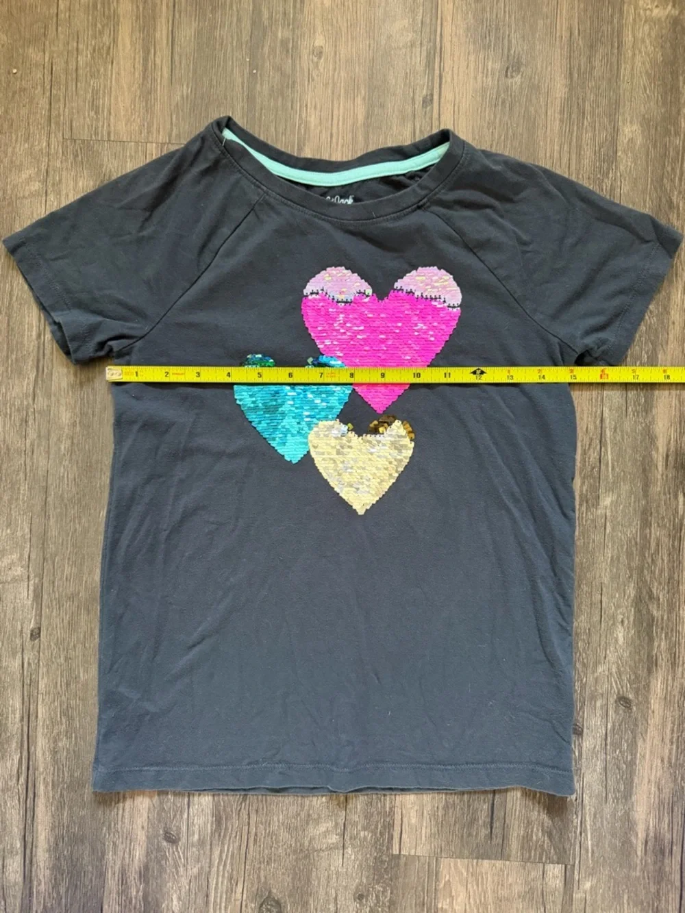 Cat & Jack Short Sleeves Graphic T- Shirt Three Sequins Reversible hearts 12